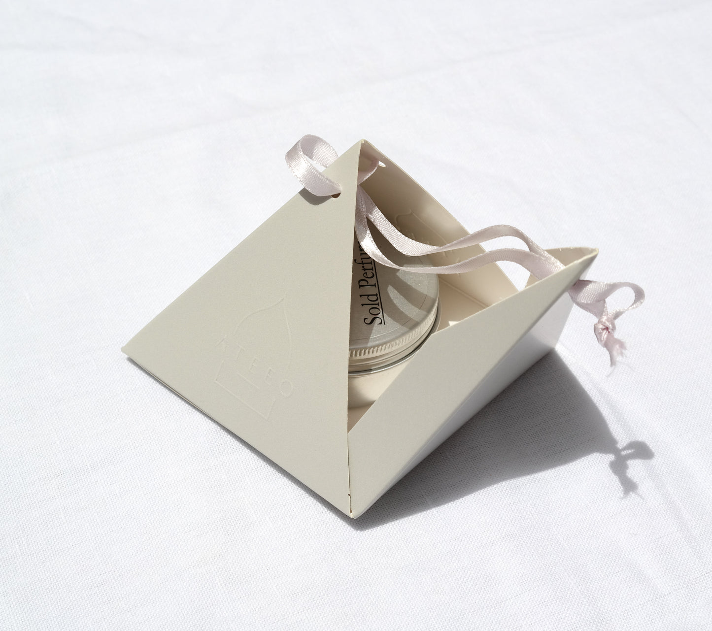 Solid Perfume Giveaways (15 Pieces)